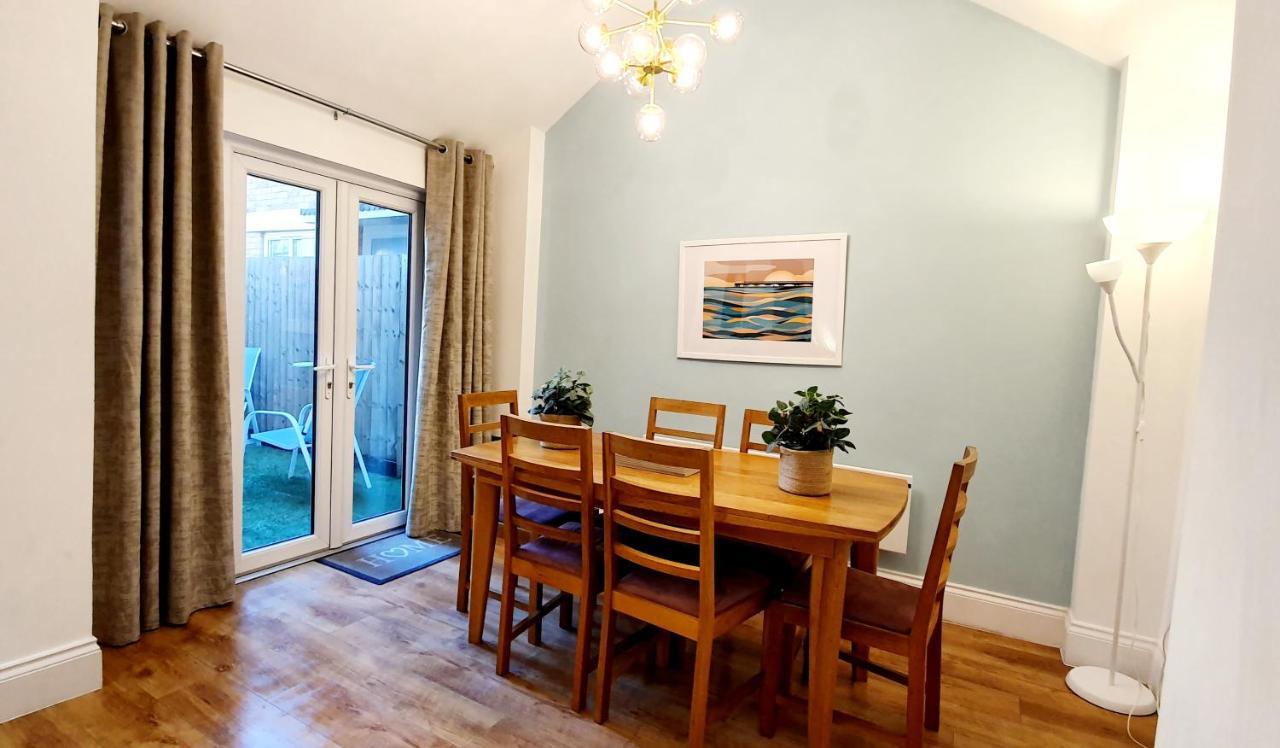 Superb 2 Beds 2 Baths New Apartment W/ Garden+Patio ボーンマス エクステリア 写真