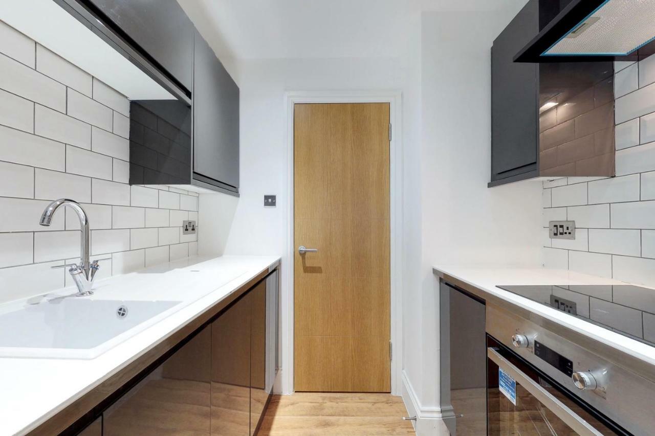 Superb 2 Beds 2 Baths New Apartment W/ Garden+Patio ボーンマス エクステリア 写真